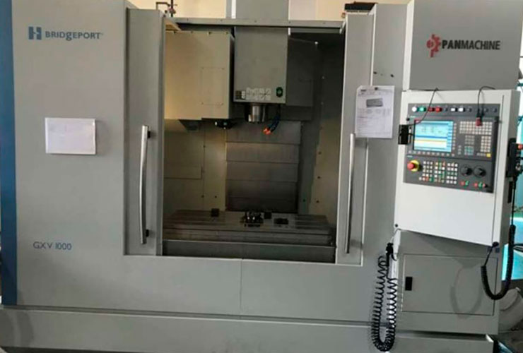 CENTRO DE USINAGEM CNC BRIDGEPORT GXV1000 COMANDO FANUC OI MD COM MESA DE 1140 X 540 CAPACIDADE LIMITE DE PESO 700 KG